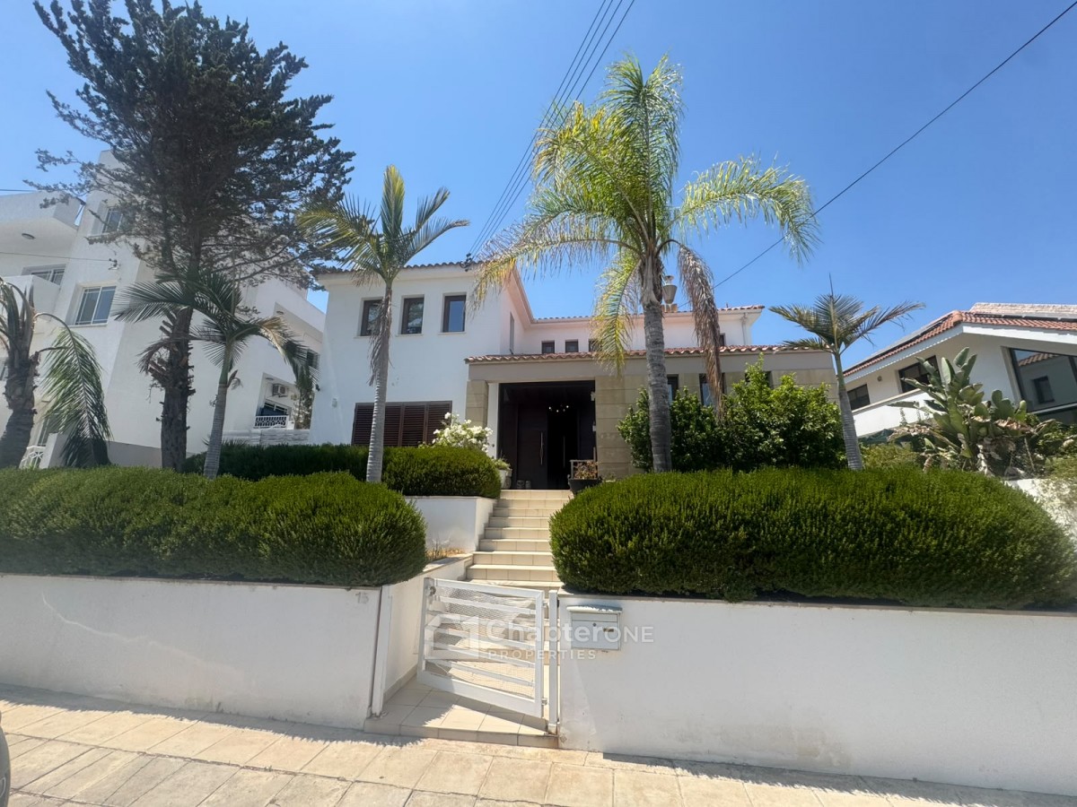 Detached Villa For Sale  in  Egkomi - Makedonitissa