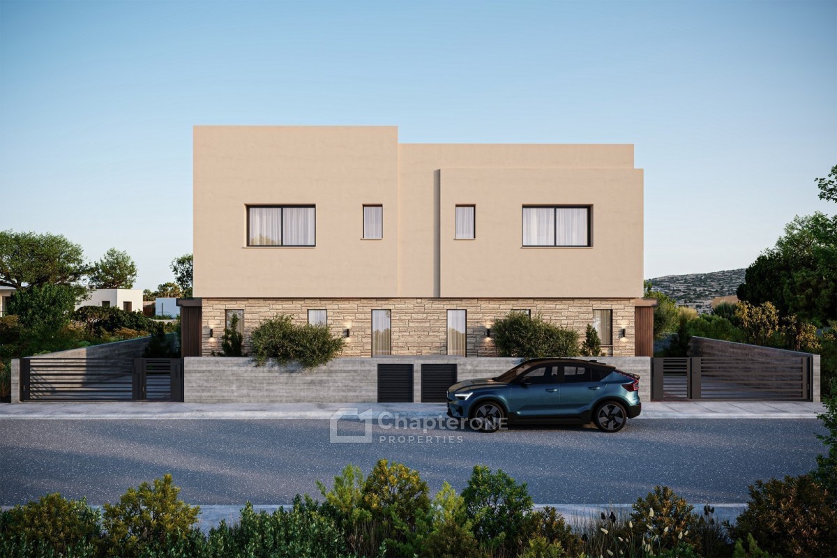 Semi Detached Villa For Sale  in  Geroskipou
