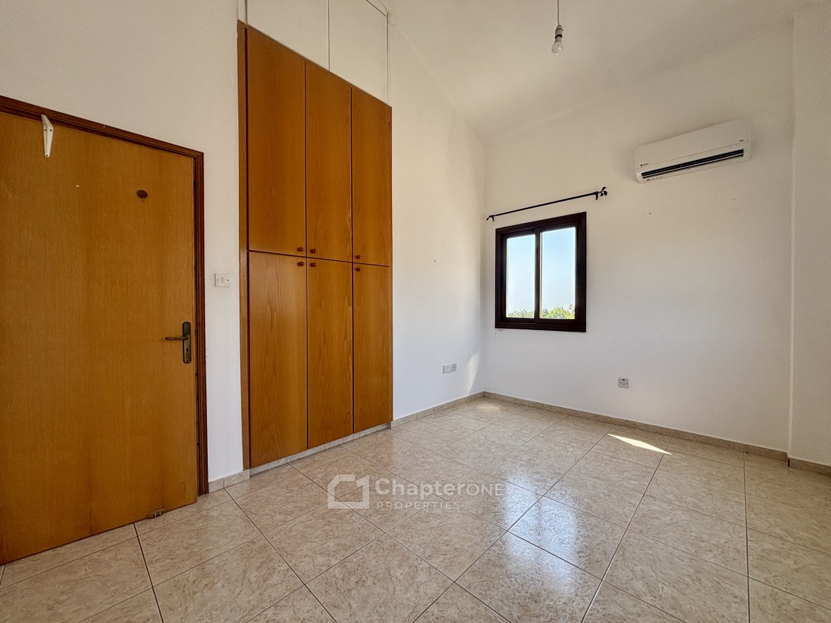 Semi Detached Villa For Sale  in  Mesogi