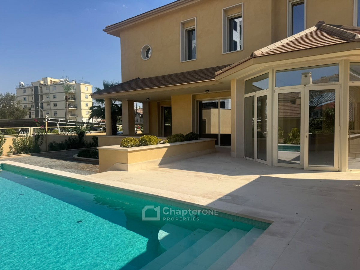 Detached Villa For Rent  in  Nicosia - Agios Andreas