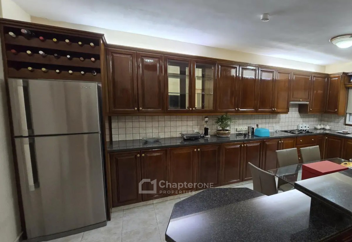 Detached Villa For Sale  in  Palaiometocho
