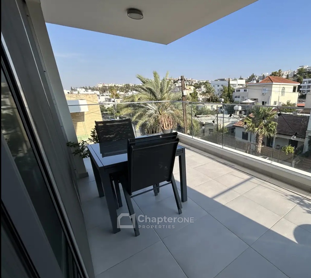 Apartment For Rent  in  Platy