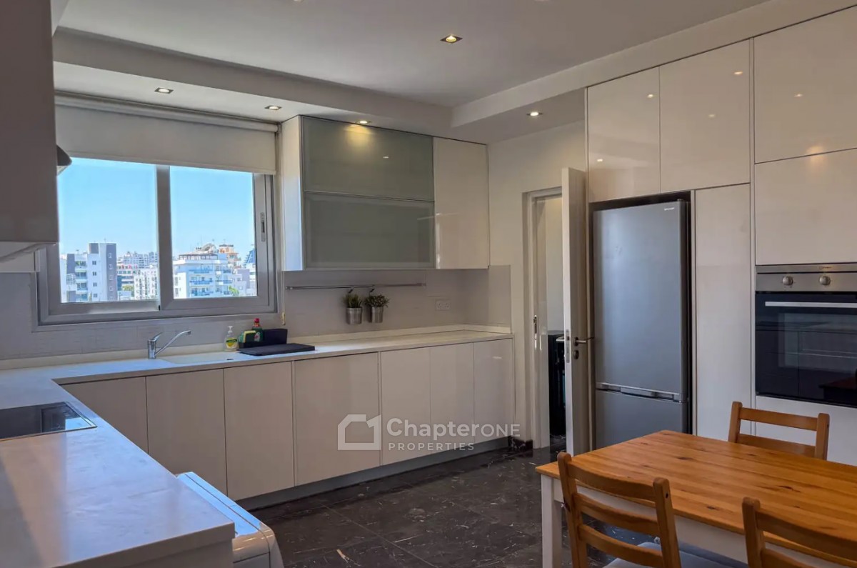 Apartment For Rent  in  Agioi Omologites