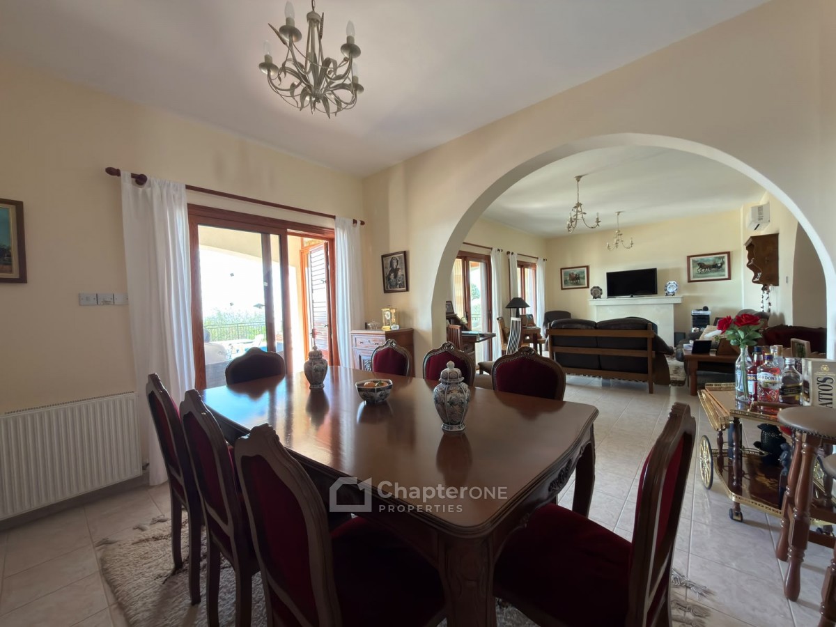 Detached Villa For Sale  in  Tsada