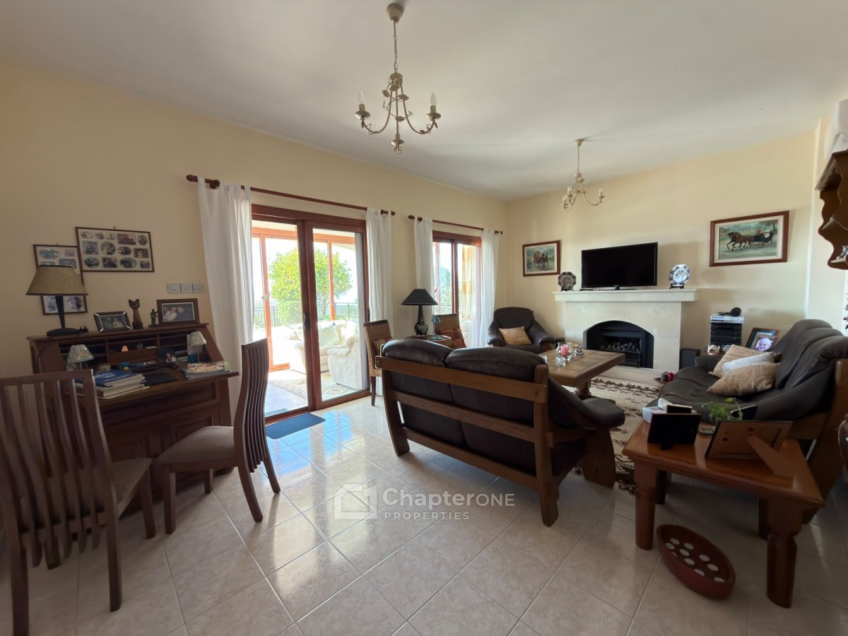 Detached Villa For Sale  in  Tsada
