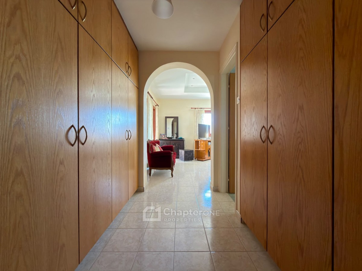Detached Villa For Sale  in  Tsada
