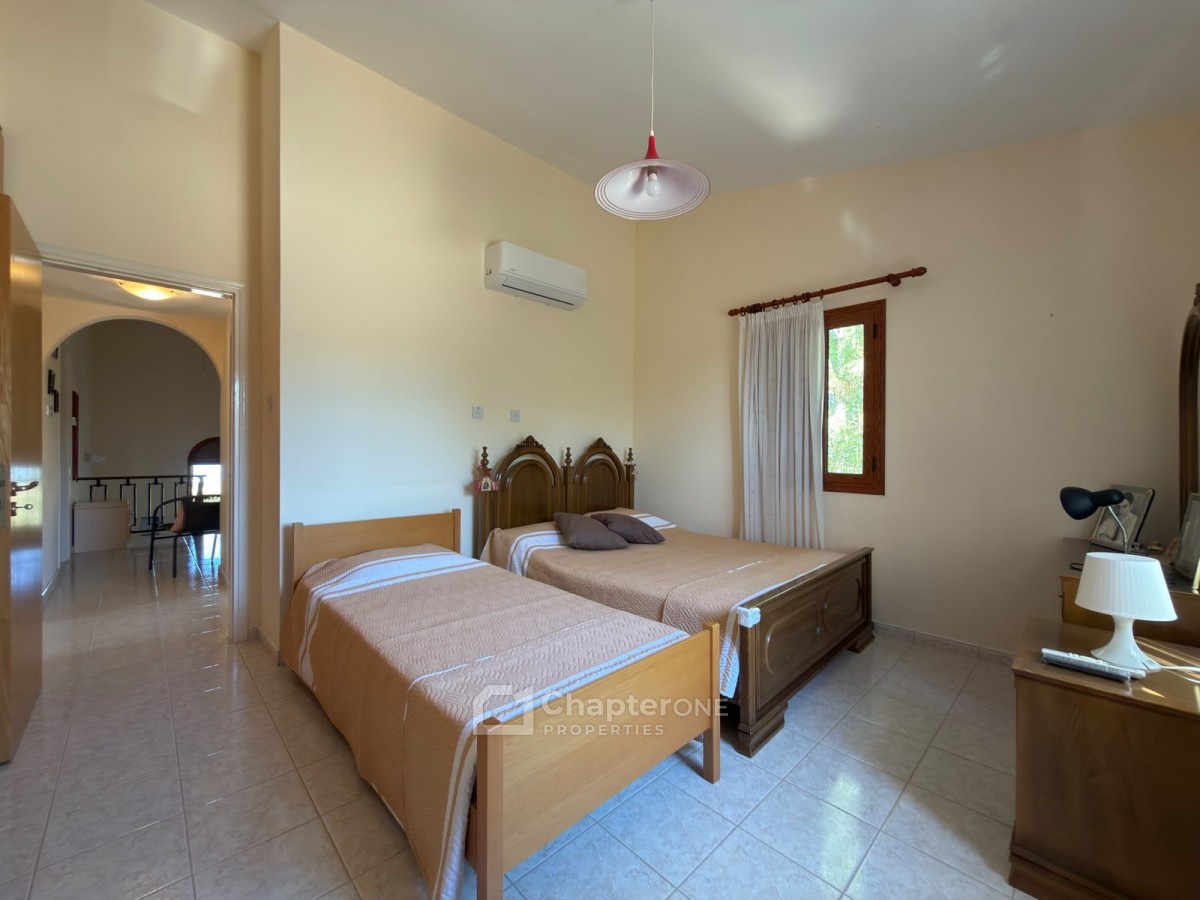Detached Villa For Sale  in  Tsada