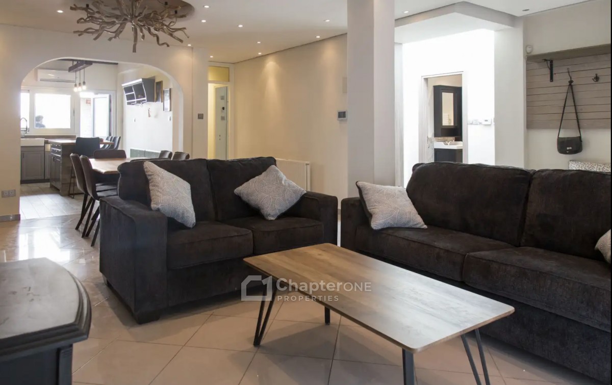 Semi Detached Villa For Rent  in  Strovolos - Stavros