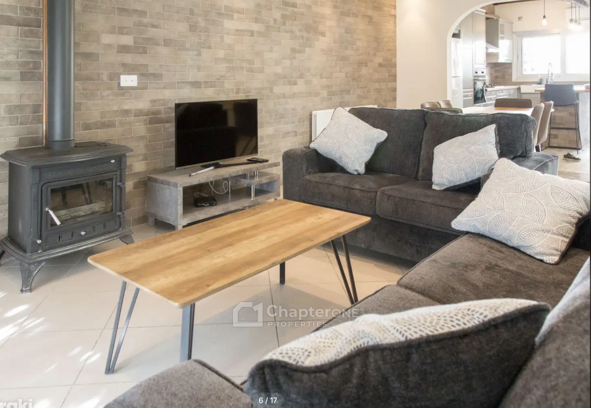 Semi Detached Villa For Rent  in  Strovolos - Stavros