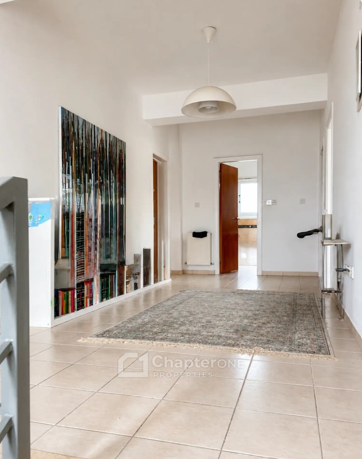 Detached Villa For Rent  in  Strovolos - Chryseleousa