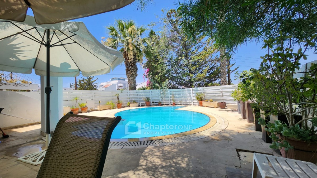 Detached Villa For Sale  in  Egkomi - Makedonitissa