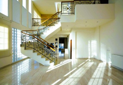 Lakatameia, Nicosia Semi Detached Villa For Sale | C12580