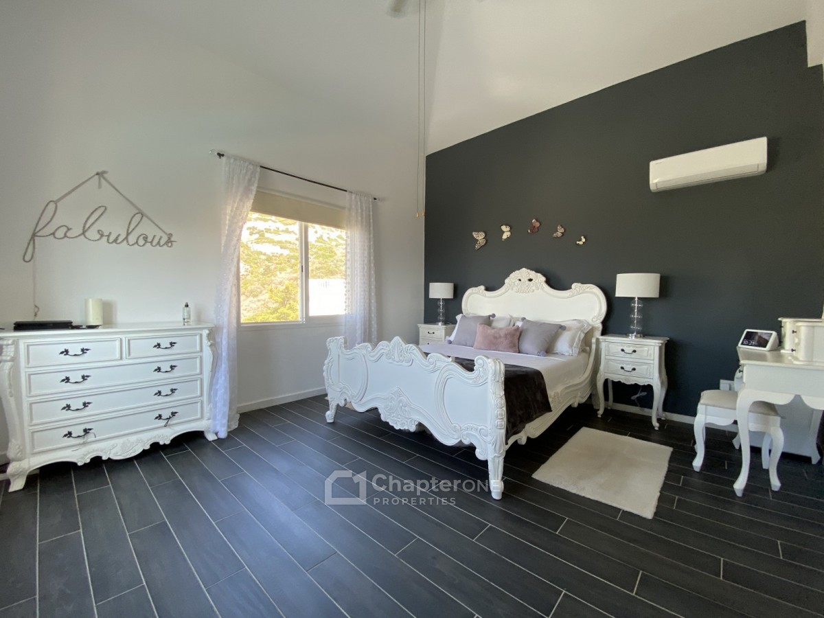 Detached Villa For Sale  in  Peyia