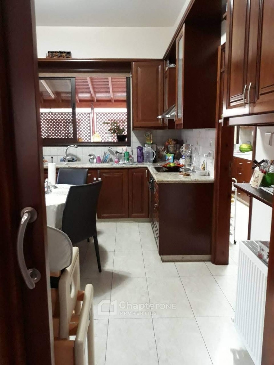 Detached Villa for sale in Empa