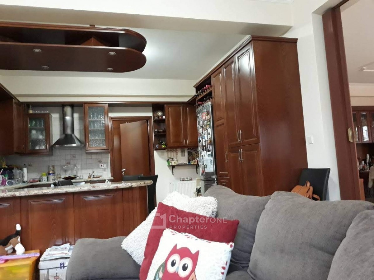 Detached Villa for sale in Empa