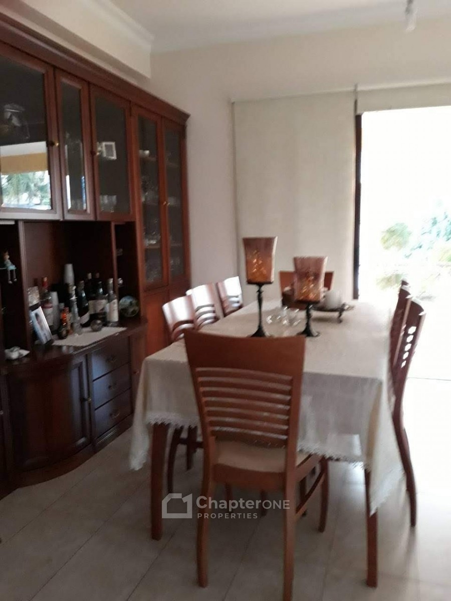 Detached Villa for sale in Empa