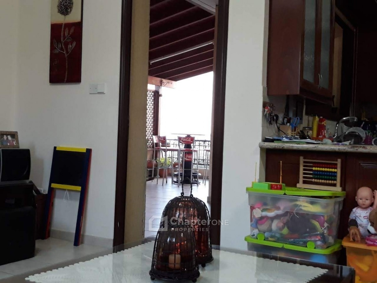 Detached Villa for sale in Empa