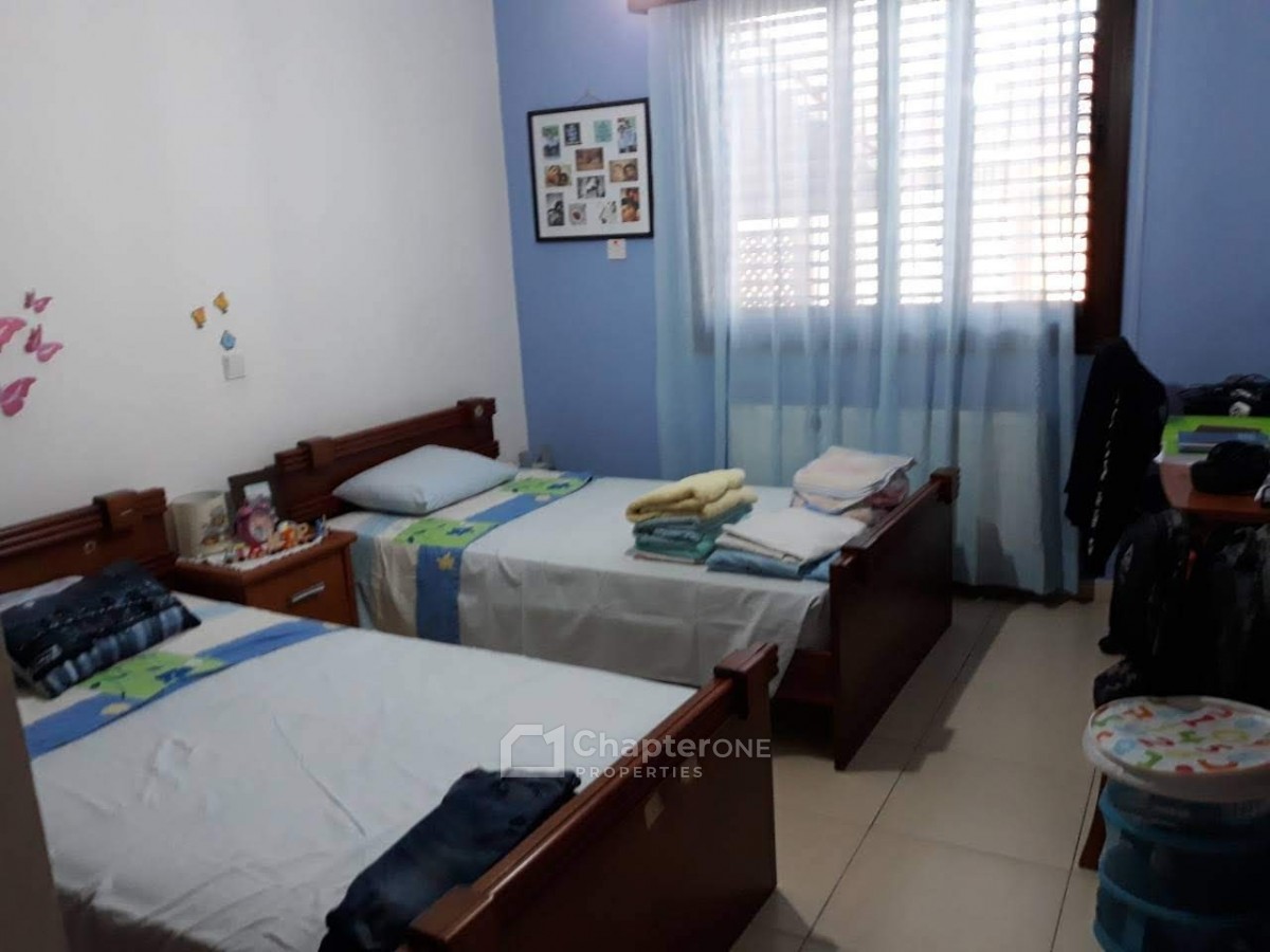 Detached Villa for sale in Empa