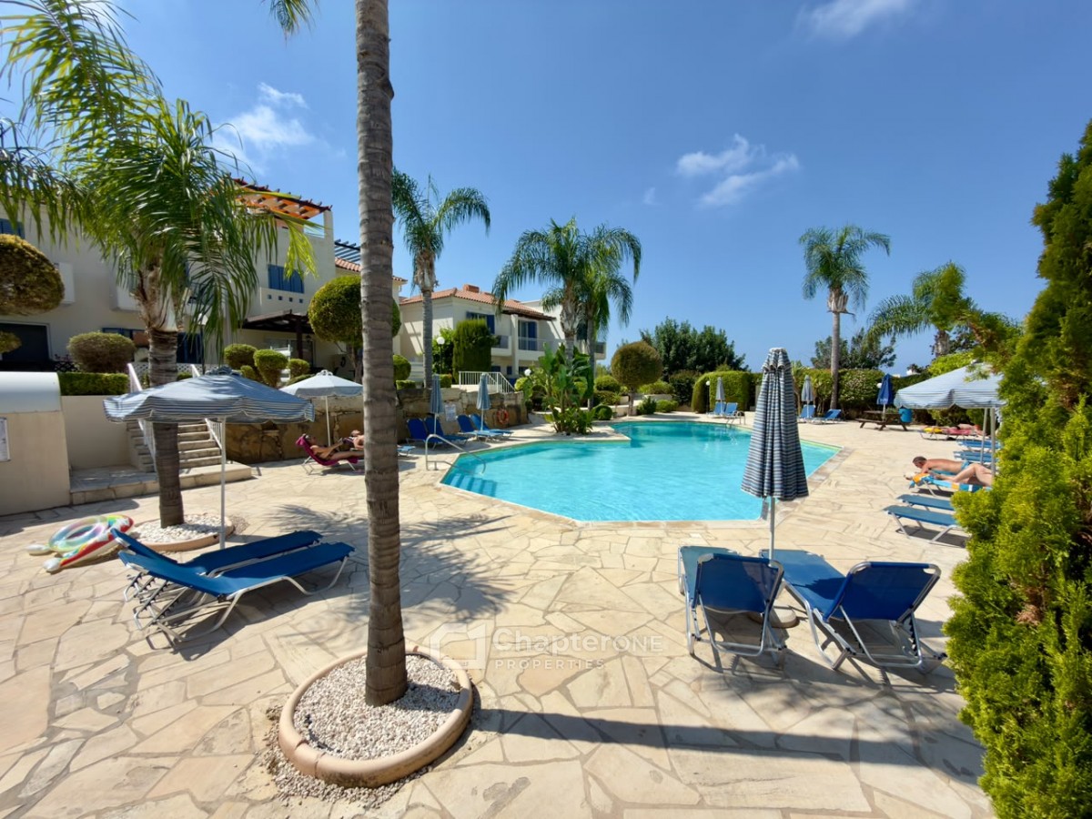 Townhouse For Sale  in  Peyia