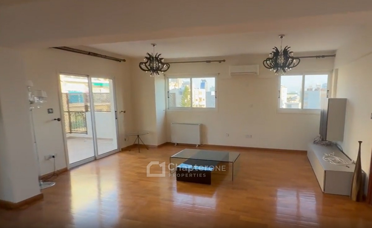 Detached Villa For Sale  in  Strovolos - Acropolis