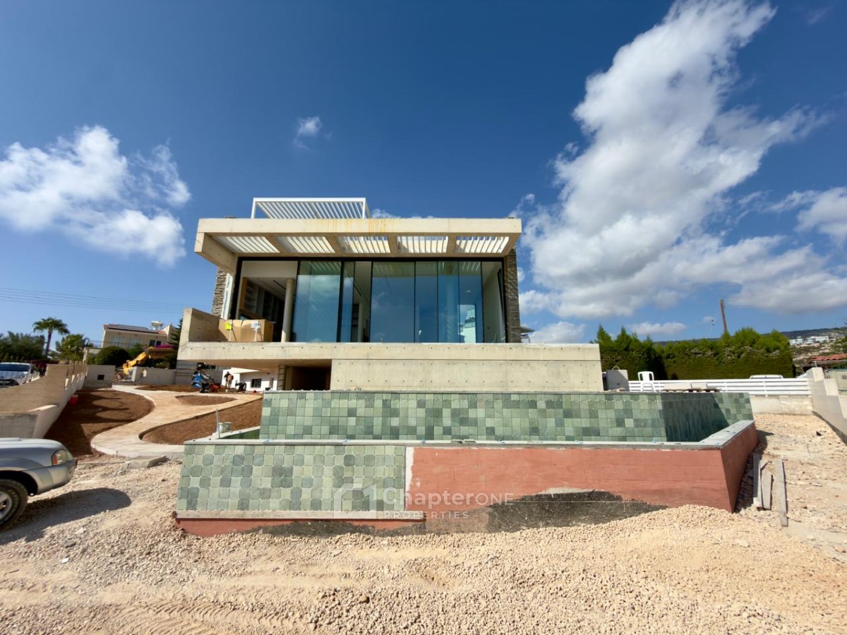 Detached Villa For Sale  in  Peyia