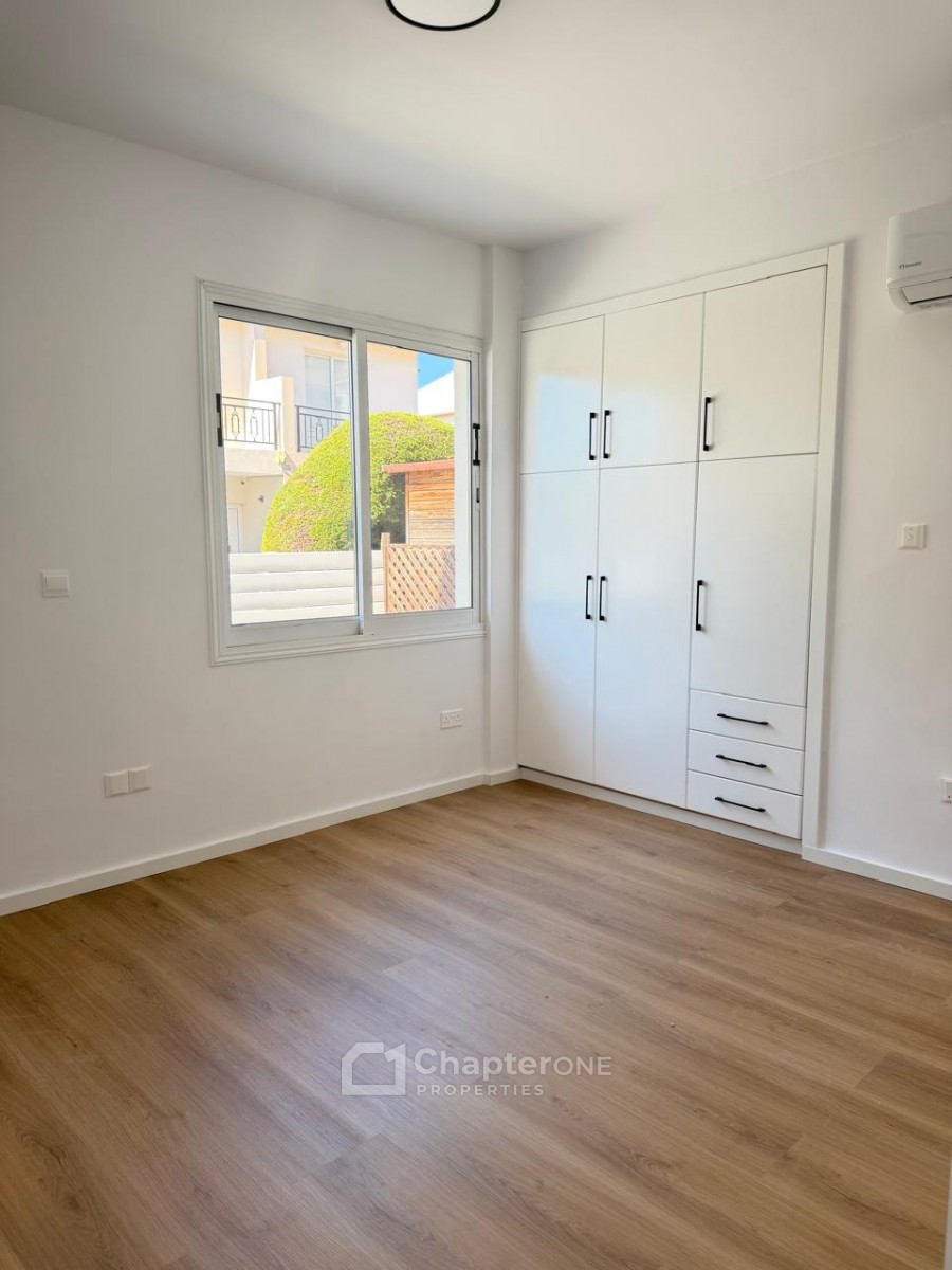 Apartment For Sale  in  Kato Paphos - Universal