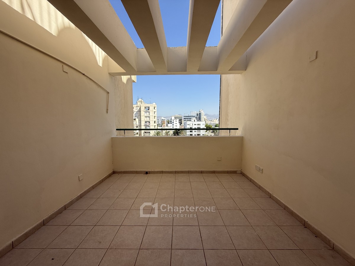 Penthouse For Sale  in  Agioi Omologites