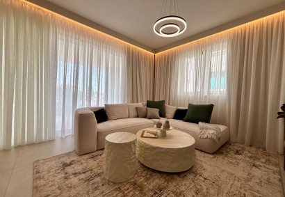 Paphos Town, Paphos Apartment For Sale | C2570