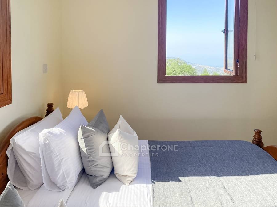 Detached Villa For Sale  in  Lysos