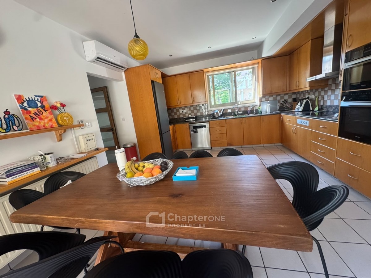 Detached Villa For Sale  in  Egkomi