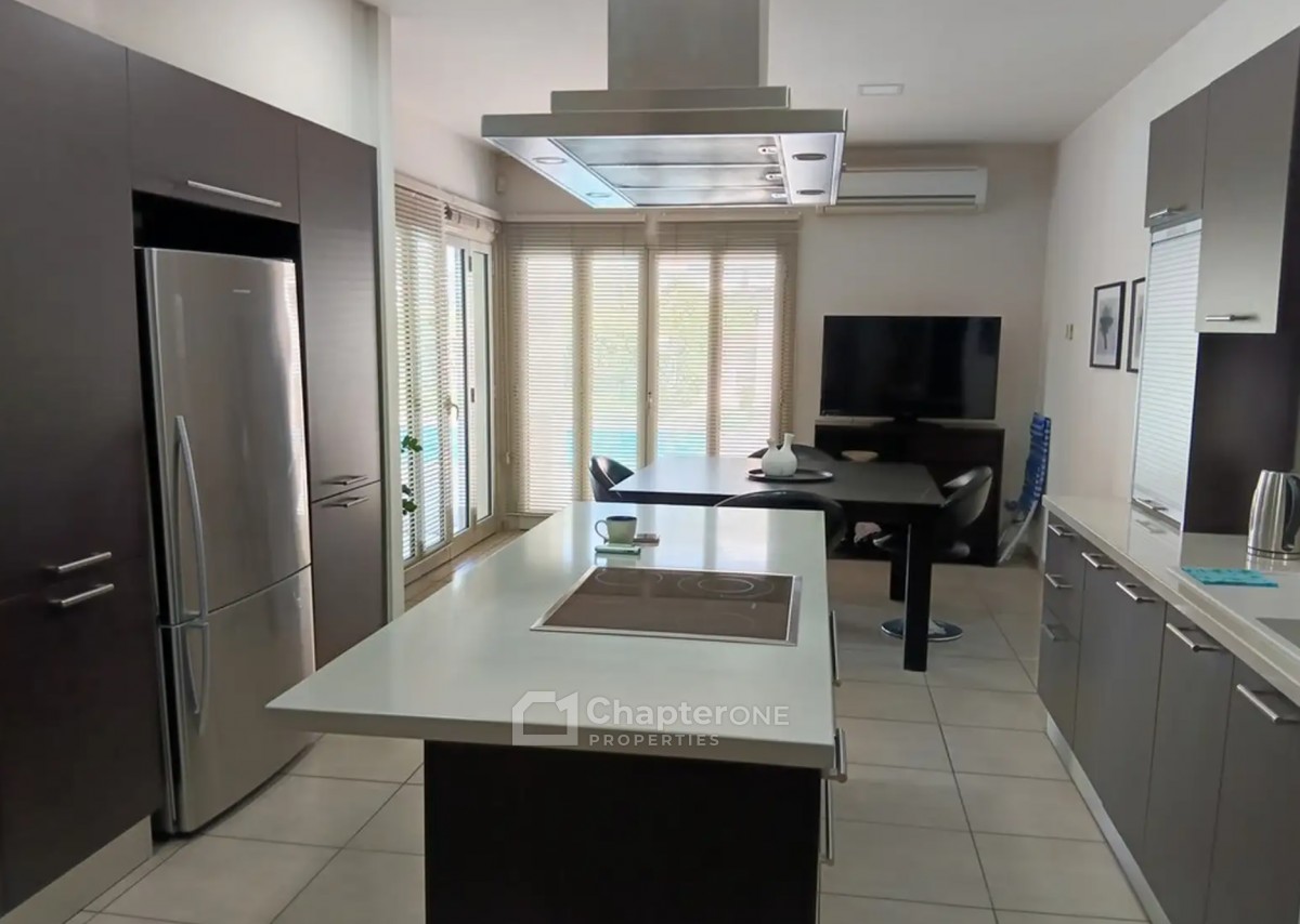 Detached Villa For Sale  in  Strovolos - Chryseleousa