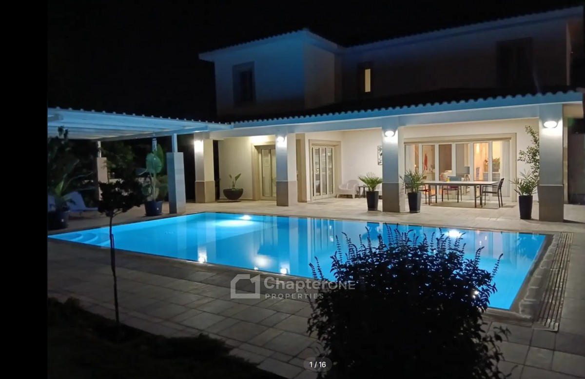 Detached Villa For Sale  in  Strovolos - Chryseleousa