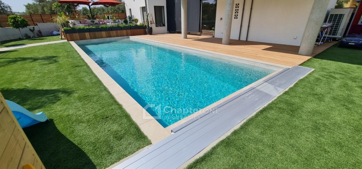 Detached Villa For Sale  in  Alampra