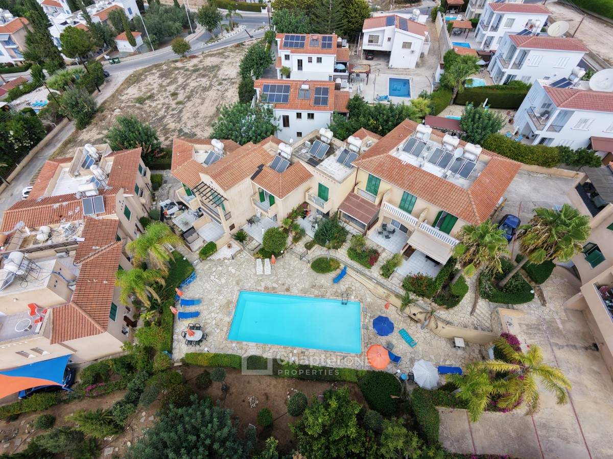 Townhouse For Sale  in  Peyia