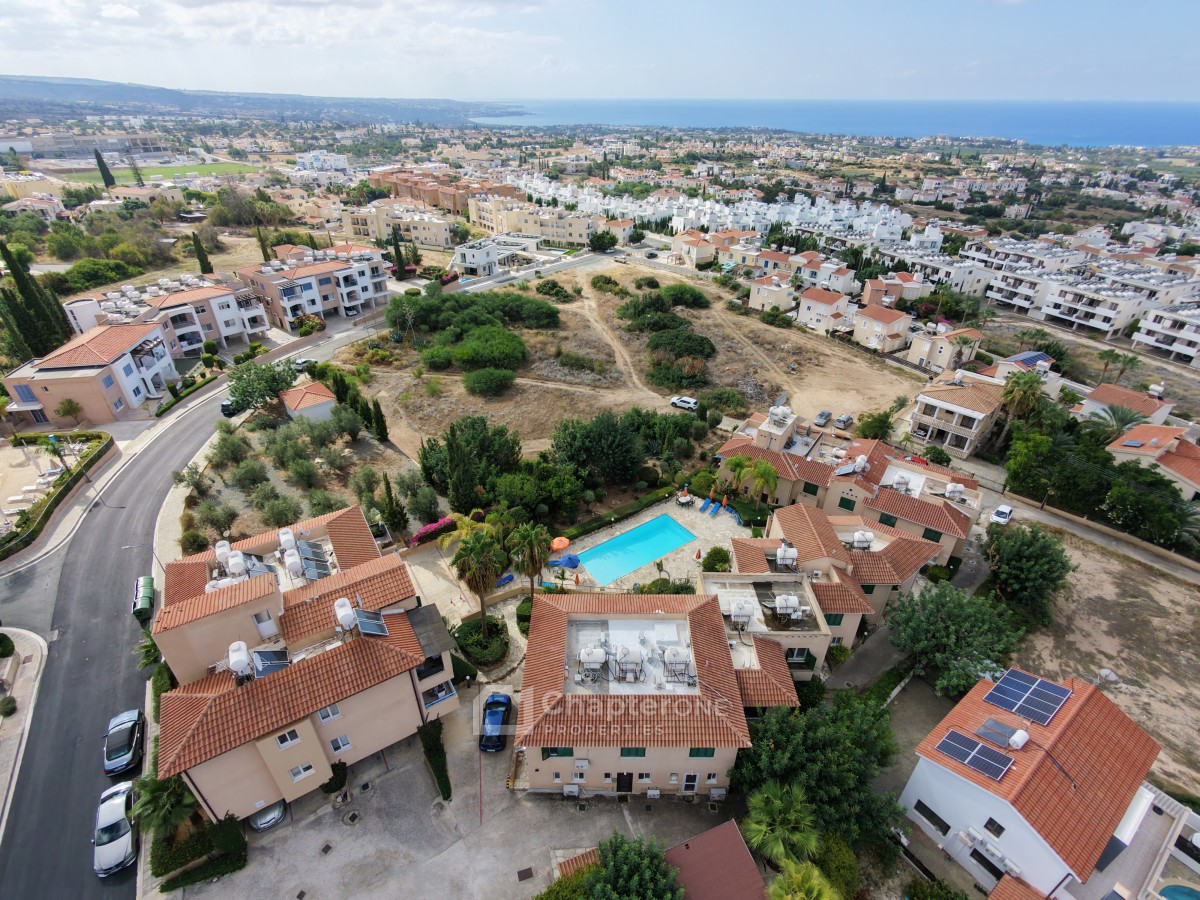 Townhouse For Sale  in  Peyia
