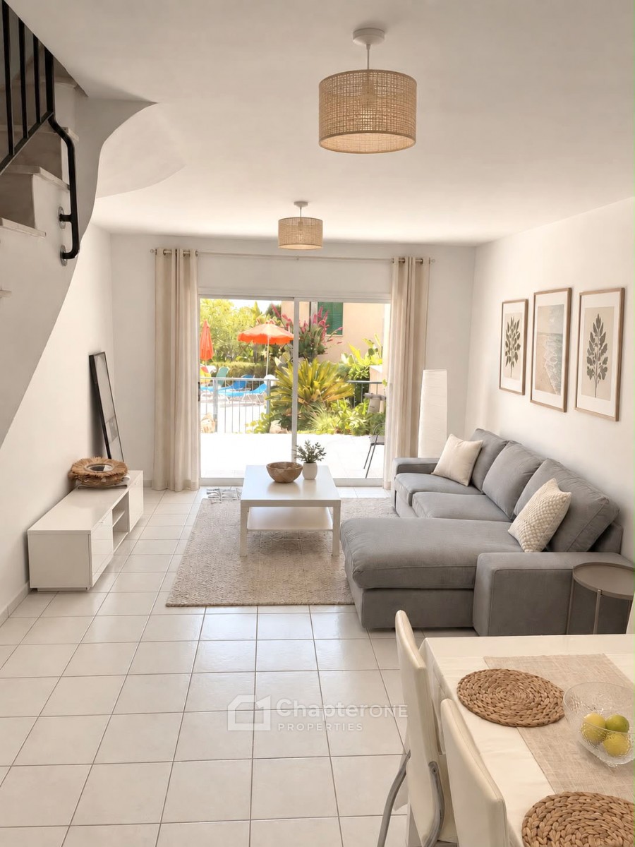 Townhouse For Sale  in  Peyia