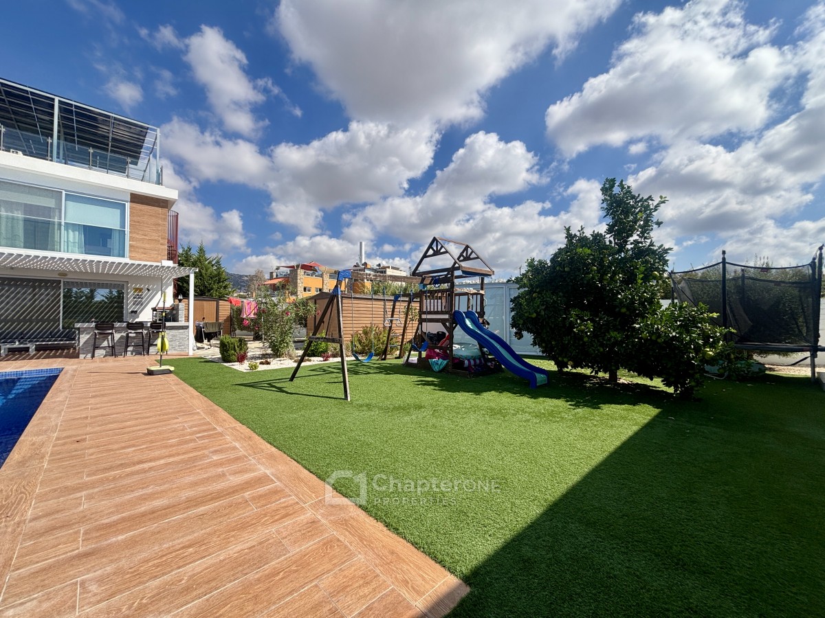 Detached Villa For Sale  in  Peyia - Coral Bay