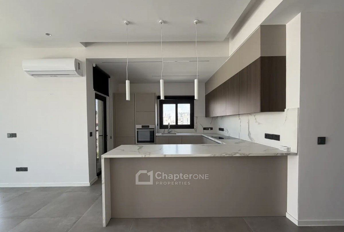 Penthouse For Rent  in  Nicosia - Lykabittos