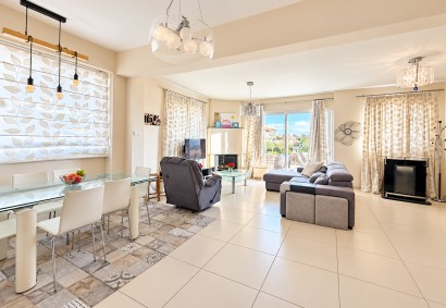 Strovolos - Acropolis, Nicosia Penthouse For Sale | C12746