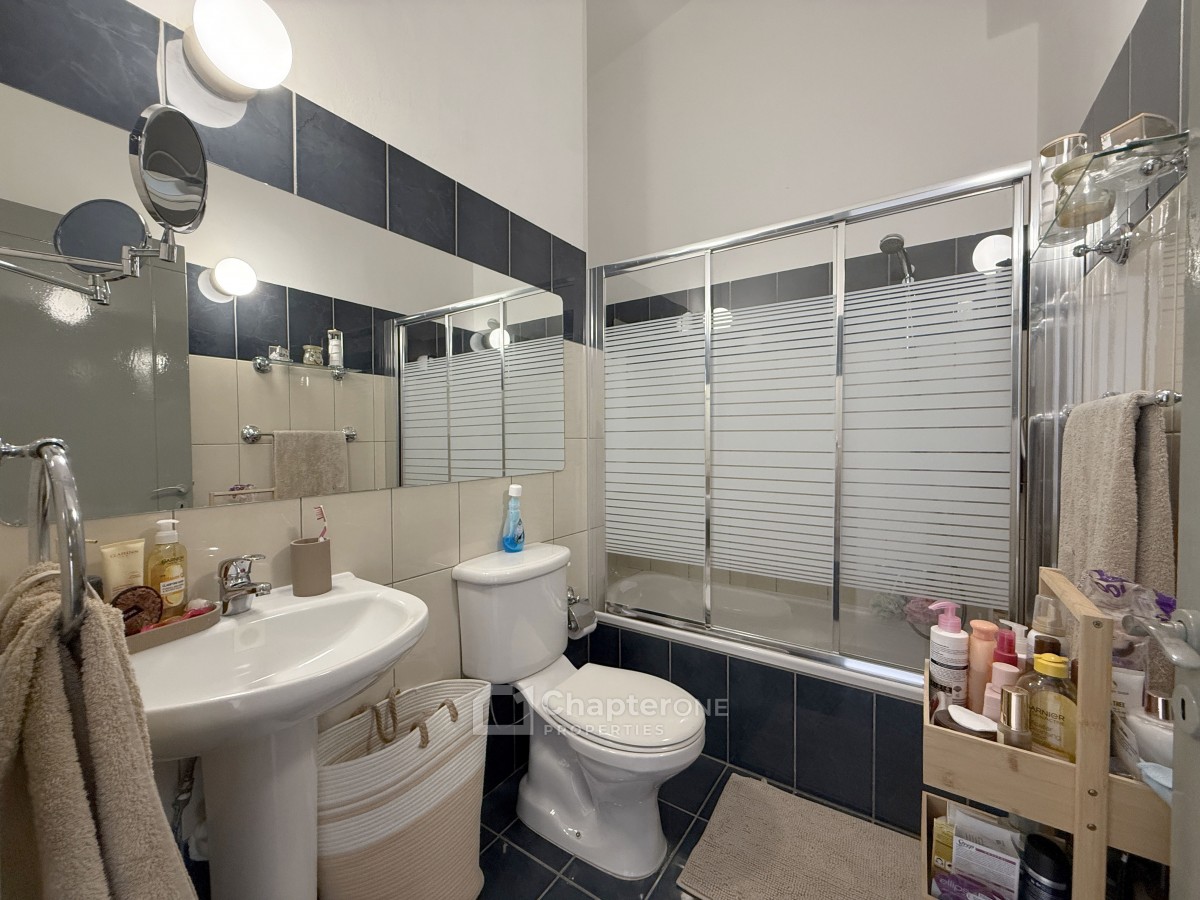 Townhouse For Sale  in  Select Location