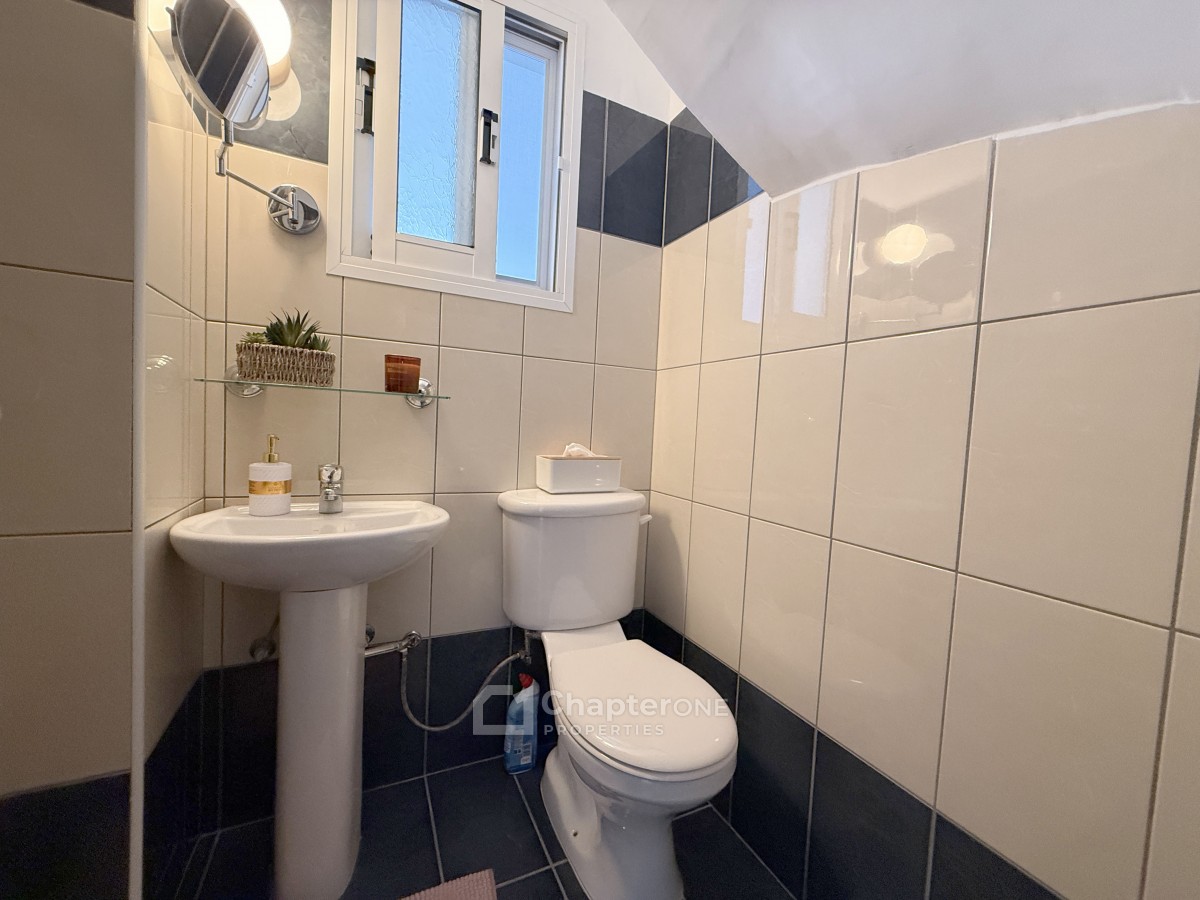 Townhouse For Sale  in  Select Location