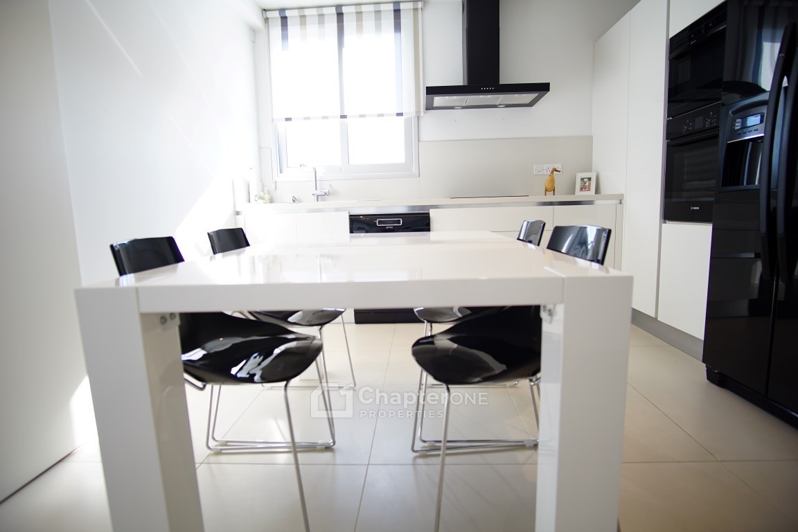 Penthouse For Sale  in  Agios Antonios