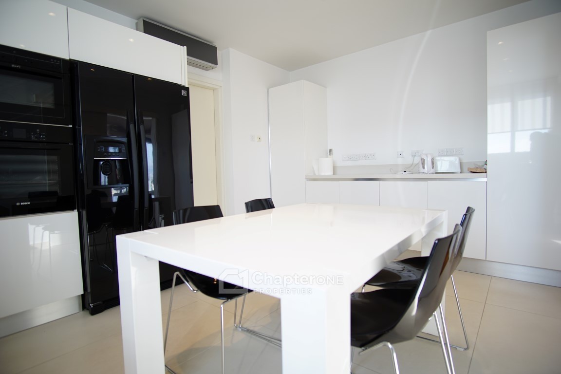 Penthouse For Sale  in  Agios Antonios