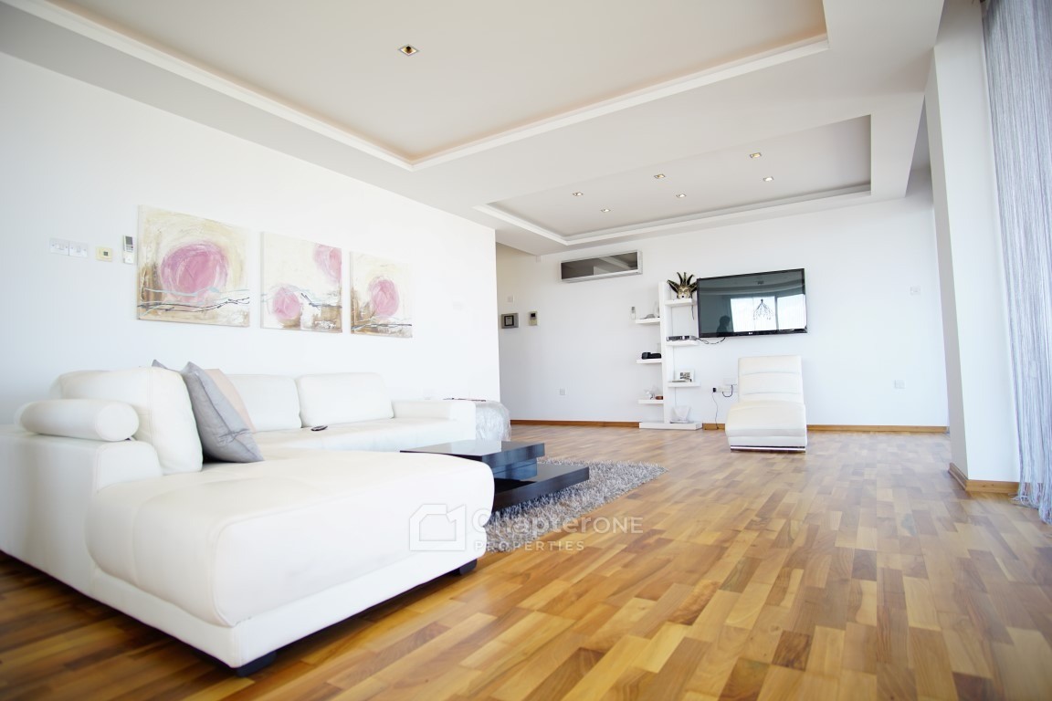 Penthouse For Sale  in  Agios Antonios