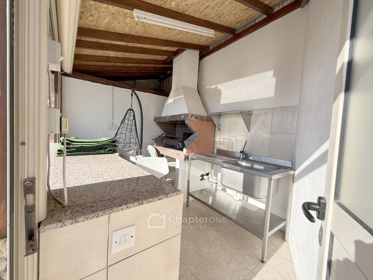 Detached Villa For Sale  in  Tsada