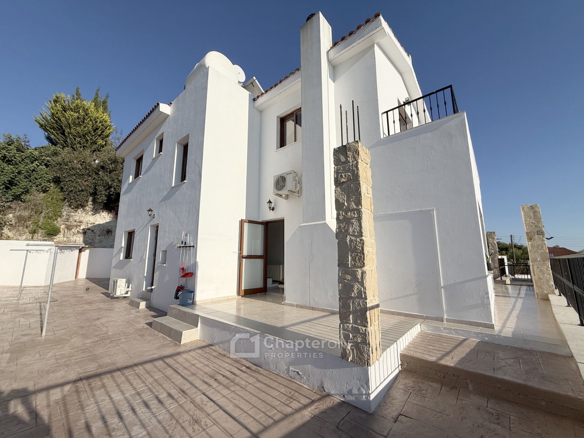 Detached Villa For Sale  in  Tsada
