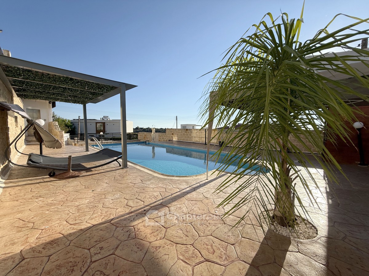 Detached Villa For Sale  in  Tsada