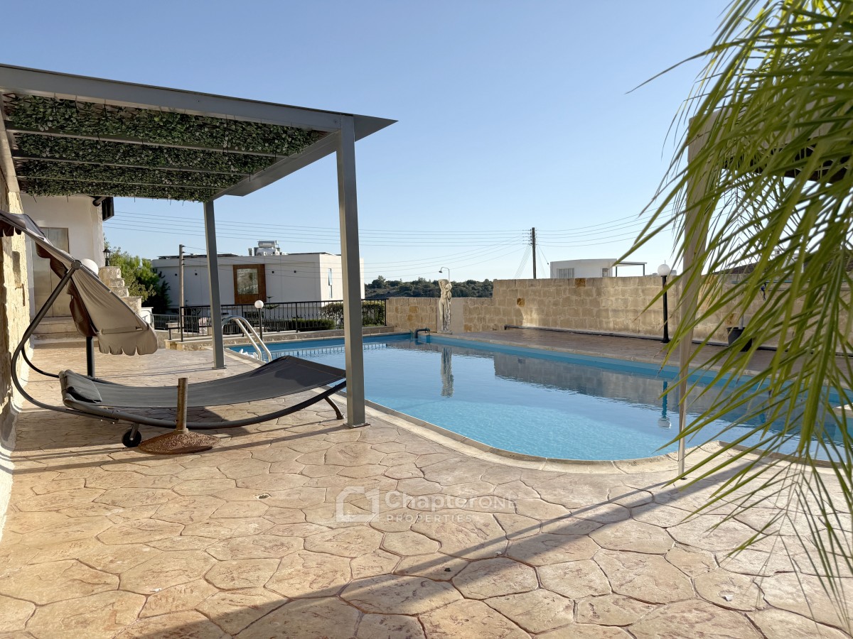 Detached Villa For Sale  in  Tsada
