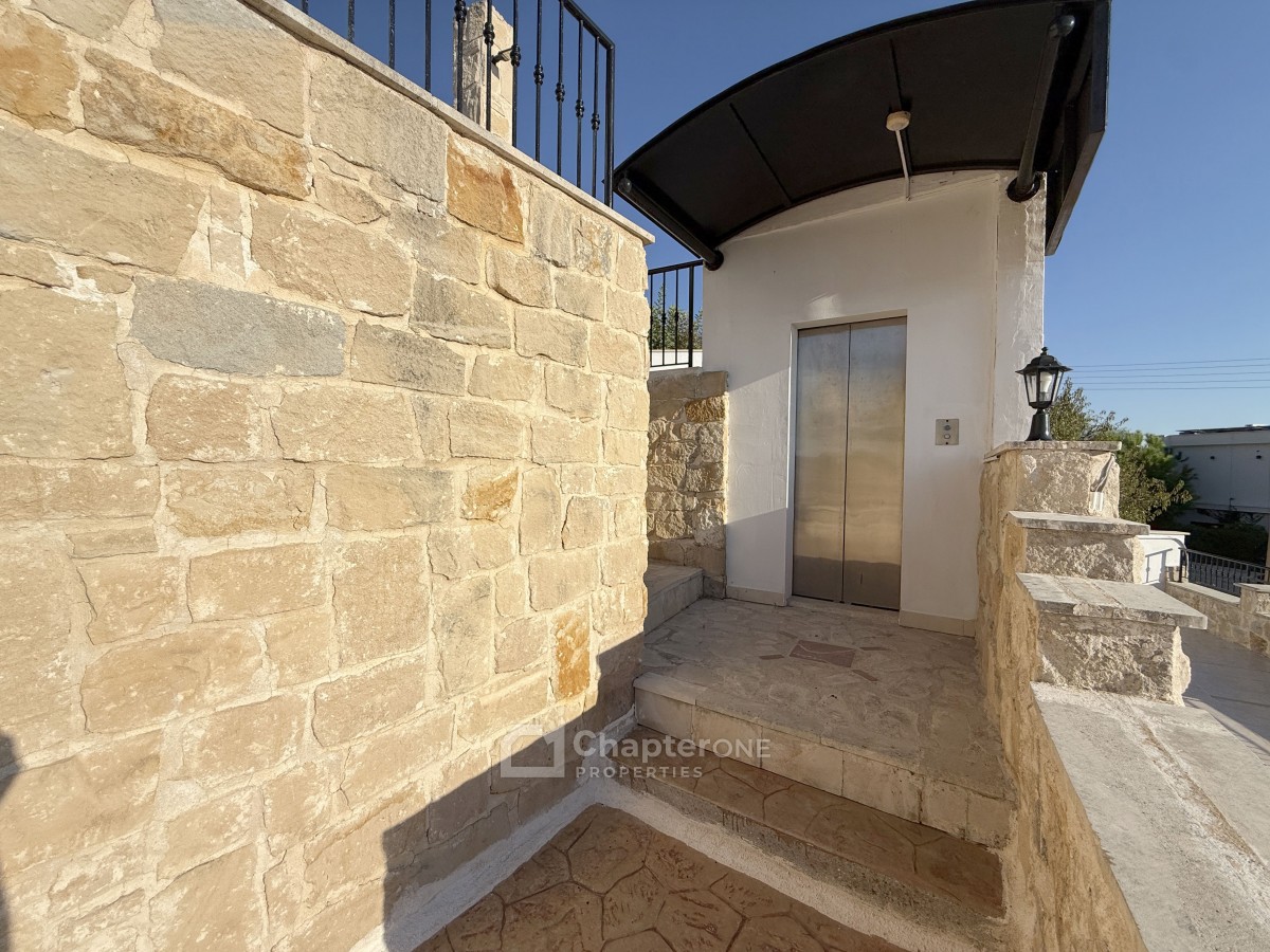 Detached Villa For Sale  in  Tsada