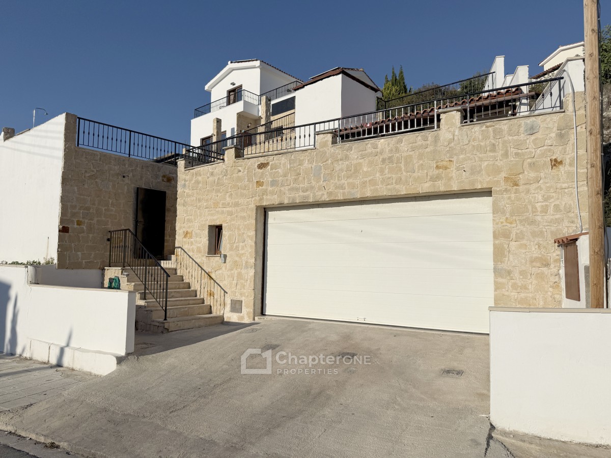 Detached Villa For Sale  in  Tsada